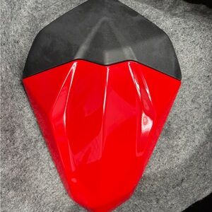 2024 Kawasaki NINJA 500 EX500 A/B SOLO SEAT COWL PILLION FAIRING OEM 53065-0080